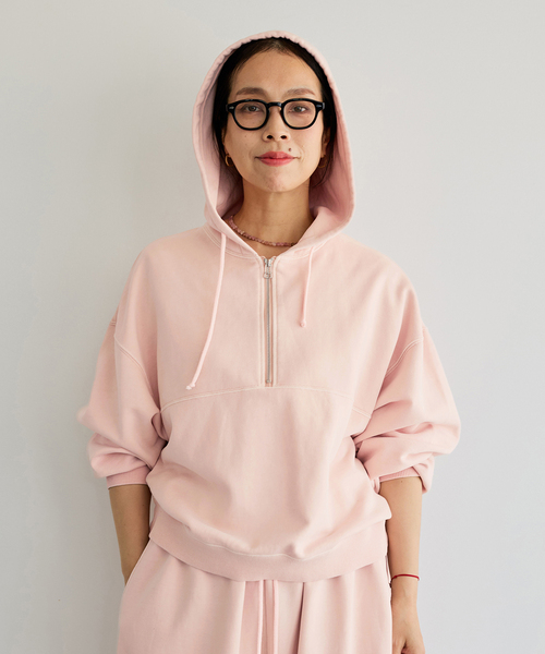 IENA LA BOUCLE(イエナラブークル)の「IENA LA BOUCLE ピグメントバイオジップパーカー(パーカー・レディース・ピンク/グレー/ブラウン・FREE)」の15枚目の写真