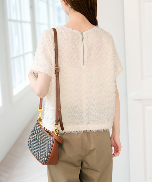 U by SPICK&SPAN（ユーバイスピックアンドスパン）の「フェザーシアーハーフスリーブブラウス（シャツ/ブラウス・レディース・ブラック/アイボリー・FREE）」の20枚目の写真