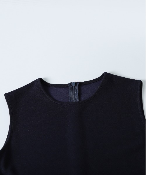 AMELY(エミリー)の「ペプラムトップスセットアップ(セットアップ・レディース・ブラック/ネイビー・フリー)」の8枚目の写真