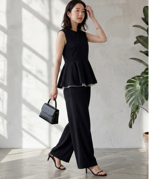 AMELY(エミリー)の「ペプラムトップスセットアップ(セットアップ・レディース・ブラック/ネイビー・フリー)」の3枚目の写真
