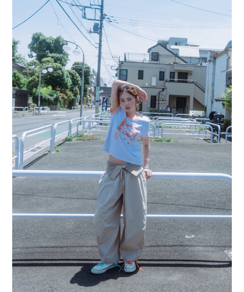 LO AXUAL(ロ・アクシュアル)の「ワークルームフォールドバルーンパンツ_ベージュ(その他パンツ・レディース・その他・FREE)」の2枚目の写真