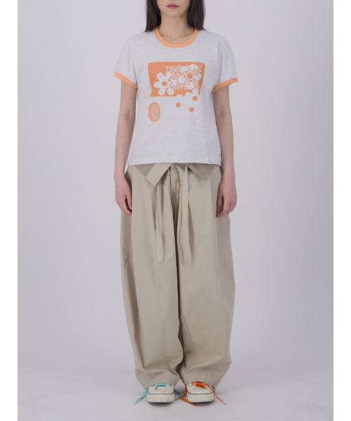 LO AXUAL(ロ・アクシュアル)の「ワークルームフォールドバルーンパンツ_ベージュ(その他パンツ・レディース・その他・FREE)」の3枚目の写真