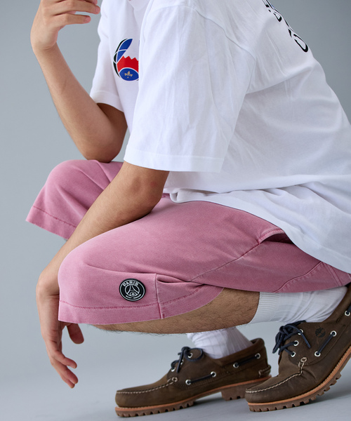 PARIS SAINT-GERMAIN（パリサンジェルマン）の「【Paris Saint-Germain / パリ・サン＝ジェルマン】 JP PIGMENT CREST SHORTS（その他パンツ・メンズ・ベージュ/ブラック系その他/ピンク・SMALL/MEDIUM/LARGE）」の5枚目の写真