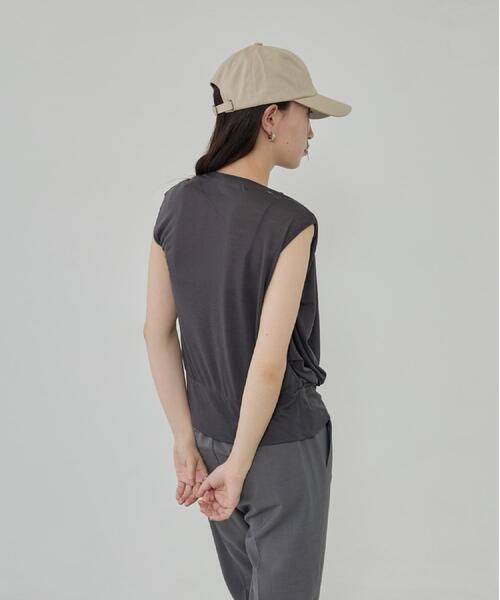 GALLEST(ギャレスト)の「アシメドレープカットソー(Tシャツ/カットソー・レディース・ブラウン系/ブルーグリーン/チャコールグレー・38)」の4枚目の写真