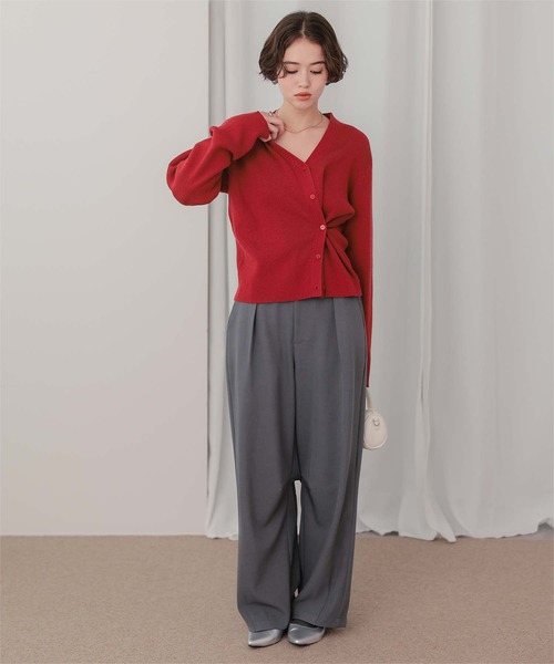 titivate(ティティベイト)の「2wayカシュクールニットカーディガン(カーディガン/ボレロ・レディース・グレイッシュベージュ/レッド/アイボリー/チャコール・S/M/L)」の21枚目の写真
