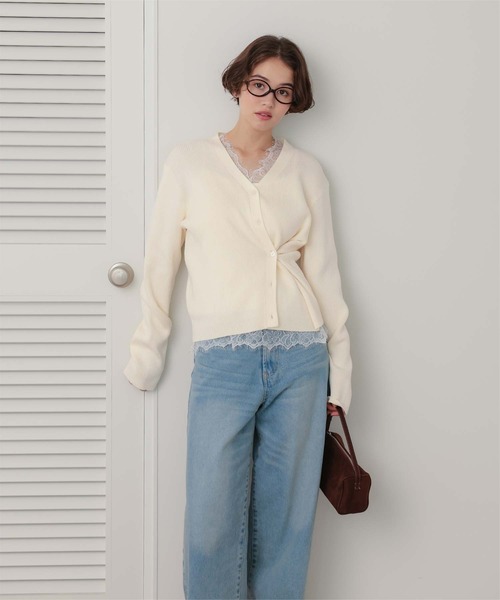 titivate(ティティベイト)の「2wayカシュクールニットカーディガン(カーディガン/ボレロ・レディース・グレイッシュベージュ/レッド/アイボリー/チャコール・S/M/L)」の6枚目の写真