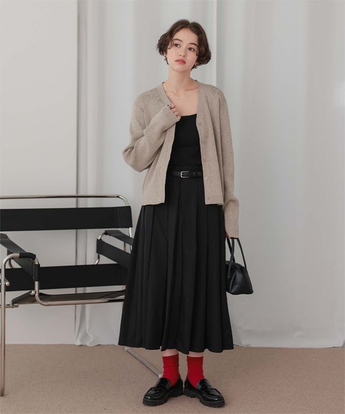 titivate(ティティベイト)の「2wayカシュクールニットカーディガン(カーディガン/ボレロ・レディース・グレイッシュベージュ/レッド/アイボリー/チャコール・S/M/L)」の16枚目の写真