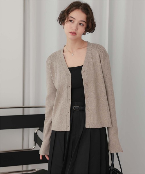 titivate(ティティベイト)の「2wayカシュクールニットカーディガン(カーディガン/ボレロ・レディース・グレイッシュベージュ/レッド/アイボリー/チャコール・S/M/L)」の17枚目の写真