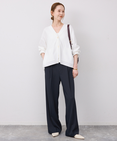 SLOBE IENA(スローブイエナ)の「《WEB限定/4サイズ展開/追加》イージーワイドパンツ(スラックス・レディース・ベージュ/ネイビー・38/40/34/36)」の4枚目の写真
