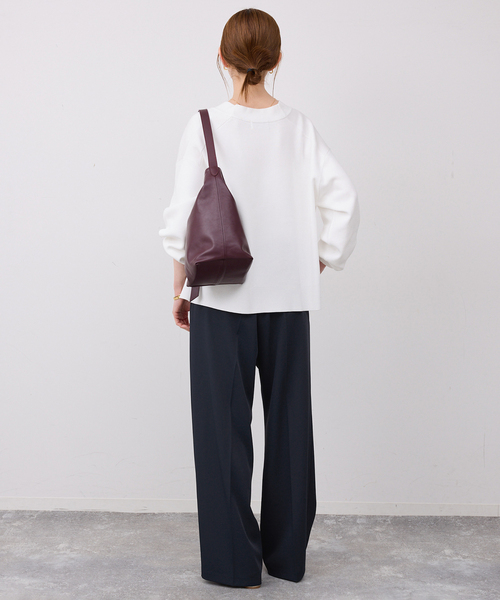 SLOBE IENA(スローブイエナ)の「《WEB限定/4サイズ展開/追加》イージーワイドパンツ(スラックス・レディース・ベージュ/ネイビー・38/40/34/36)」の7枚目の写真