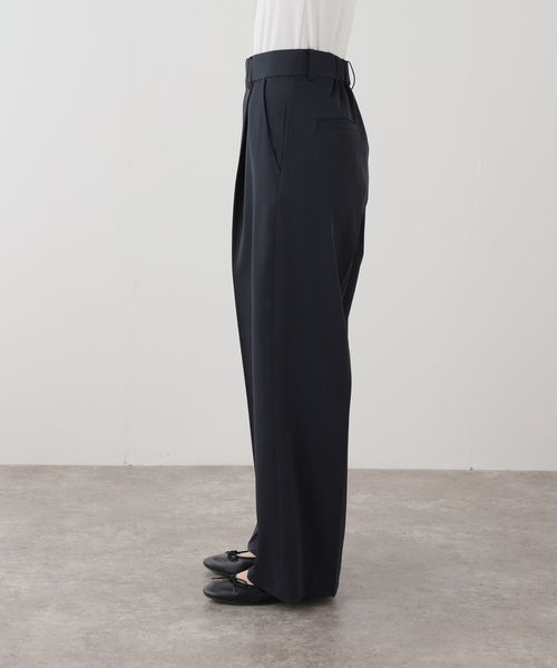 SLOBE IENA(スローブイエナ)の「《WEB限定/4サイズ展開/追加》イージーワイドパンツ(スラックス・レディース・ベージュ/ネイビー/ブラック・38/40/34/36)」の10枚目の写真