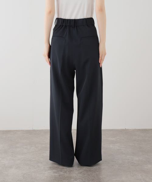 SLOBE IENA(スローブイエナ)の「《WEB限定/4サイズ展開/追加》イージーワイドパンツ(スラックス・レディース・ベージュ/ネイビー/ブラック・38/40/34/36)」の11枚目の写真