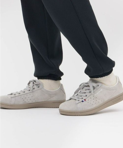 le coq sportif(ルコックスポルティフ)の「le coq sportif /ルコックスポルティフ ラ ローラン LE(天然皮革) クラッシックタイプ軽量シューズ(スニーカー・メンズ・ブラック/ベージュ/グレー×ホワイト・23cm/24cm/24.5cm/25.5cm/26cm/26.5cm/27cm/22.5㎝/23.5cm/25cm/27.5cm)」の18枚目の写真