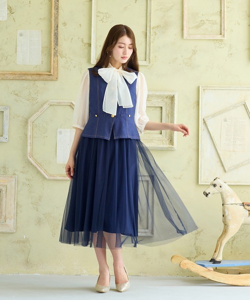 Rose Tiara(ローズティアラ)の「デニムジレドッキングワンピース(ワンピース・レディース・ネイビー・46/42/38)」の9枚目の写真