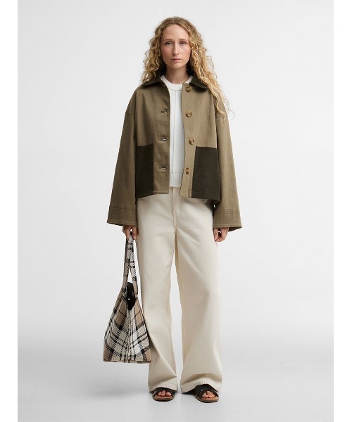 Barbour(バブアー)の「Cloverdale カジュアルコットンジャケット(レディース)(ブルゾン・レディース・グリーン/ホワイト・8/10)」の8枚目の写真