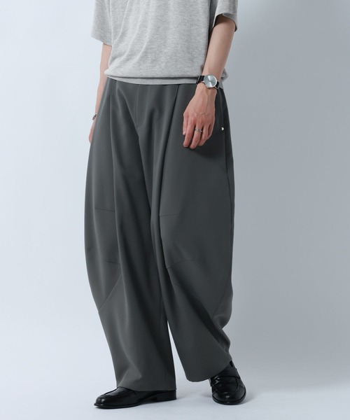 RAGEBLUE(レイジブルー)の「DESIGN SEAM WIDE CURVE PANTS/デザインシームワイドカーブパンツ(スラックス・メンズ・ベージュ/ブラック/グレー・MEDIUM/LARGE)」の10枚目の写真