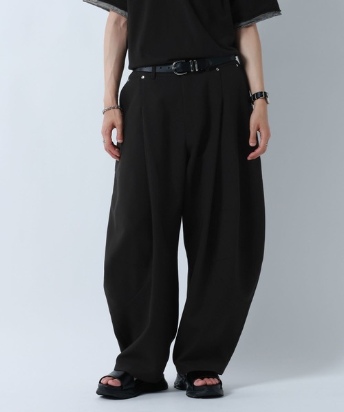 RAGEBLUE(レイジブルー)の「DESIGN SEAM WIDE CURVE PANTS/デザインシームワイドカーブパンツ(スラックス・メンズ・ベージュ/ブラック/グレー・MEDIUM/LARGE)」の5枚目の写真