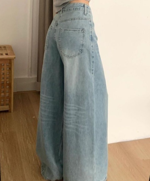 LUCPY(ラクピー)の「ヴィンテージウォッシュデニムパンツ(デニムパンツ・レディース・ブルー・X-LARGE/LARGE/MEDIUM/SMALL)」の2枚目の写真