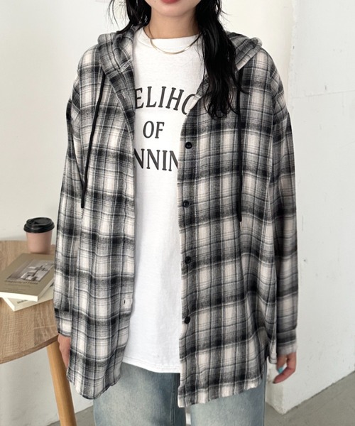 CLEA(クレア)の「チェック柄フード付きオーバーシャツジャケット(Tシャツ/カットソー・レディース・ネイビー/カーキ/ブラウン/ブラック・FREE)」の14枚目の写真