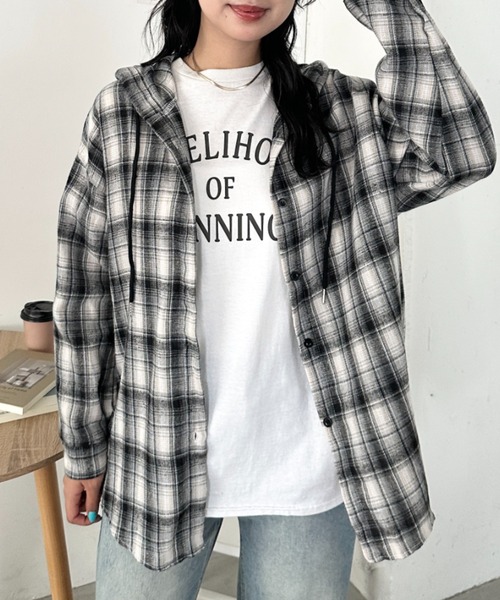 CLEA(クレア)の「チェック柄フード付きオーバーシャツジャケット(Tシャツ/カットソー・レディース・ネイビー/カーキ/ブラウン/ブラック・FREE)」の15枚目の写真