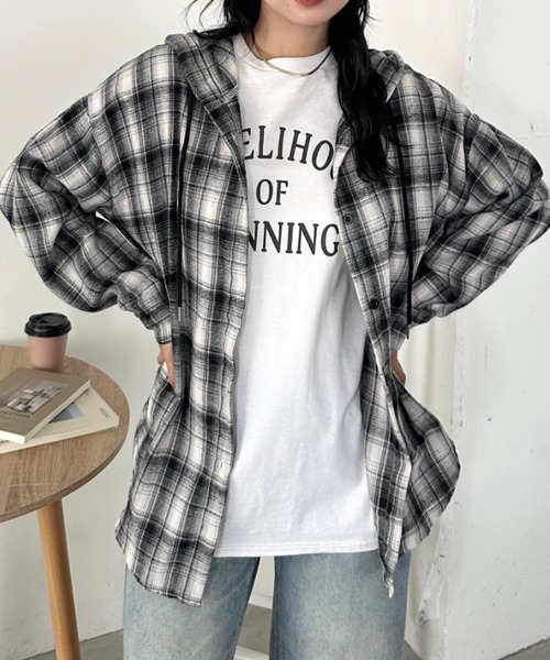 CLEA(クレア)の「チェック柄フード付きオーバーシャツジャケット(Tシャツ/カットソー・レディース・ネイビー/カーキ/ブラウン/ブラック・FREE)」の17枚目の写真