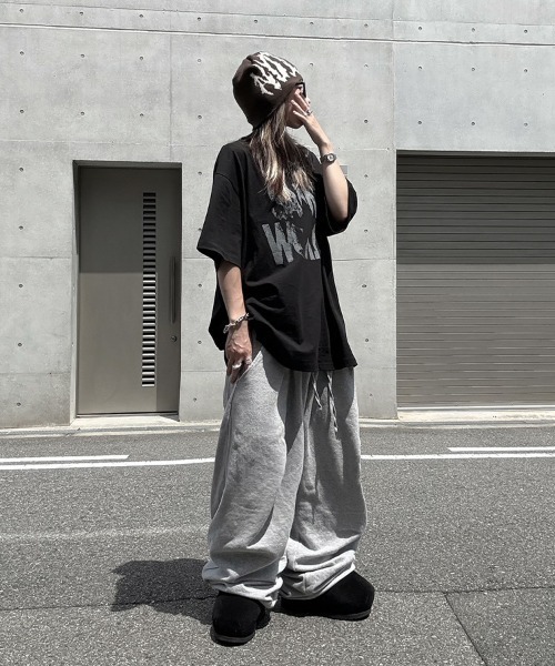 YACA(ヤーカ)の「Loose Fit Print Tee/ルーズフィットプリントTシャツ(Tシャツ/カットソー・レディース・グレー/ホワイト/ブラック・FREE)」の9枚目の写真