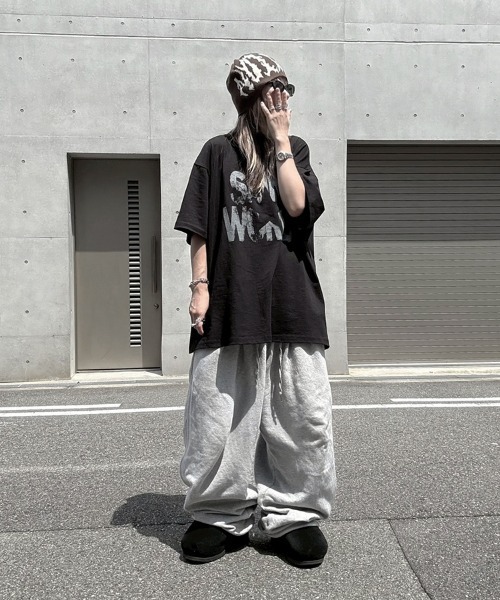 YACA(ヤーカ)の「Loose Fit Print Tee/ルーズフィットプリントTシャツ(Tシャツ/カットソー・レディース・グレー/ホワイト/ブラック・FREE)」の11枚目の写真