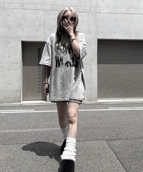 YACA(ヤーカ)の「Loose Fit Print Tee/ルーズフィットプリントTシャツ(Tシャツ/カットソー・レディース・グレー/ホワイト/ブラック・FREE)」の12枚目の写真