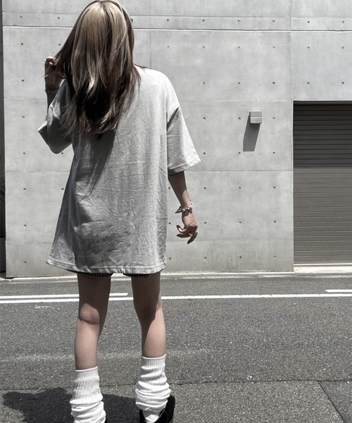 YACA(ヤーカ)の「Loose Fit Print Tee/ルーズフィットプリントTシャツ(Tシャツ/カットソー・レディース・グレー/ホワイト/ブラック・FREE)」の14枚目の写真