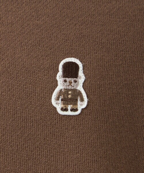 MACKINTOSH PHILOSOPHY(マッキントッシュ フィロソフィー)の「【WEB&一部店舗限定】BUCKINGHAM BEAR 10オンス裏パイル ワンポイントクルーネックスウェット(スウェット・メンズ・グレー系その他2/ブラック/ダークネイビー/ダークブラウン・40/38)」の14枚目の写真