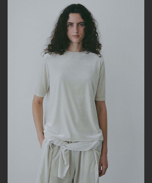 HER.(ハー)の「ベロアハーフスリーブTシャツ(Tシャツ/カットソー・レディース・ブラック/クリーム・フリー)」の12枚目の写真