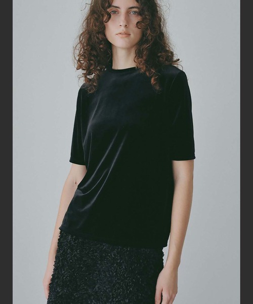 HER.(ハー)の「ベロアハーフスリーブTシャツ(Tシャツ/カットソー・レディース・ブラック/クリーム・フリー)」の8枚目の写真