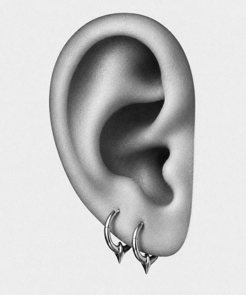 VI E DIT（ヴィエディット）の「Distorted Halo Piercing/ピアス/サージカルステンレス/金属アレルギー対応（ピアス（両耳用）・メンズ・シルバー・FREE）」の5枚目の写真