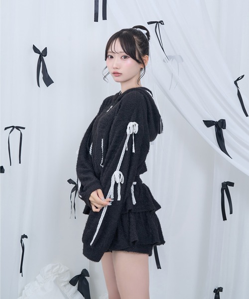 Honey Cinnamon(ハニーシナモン)の「ふわふわ配色セットアップ(セットアップ・レディース・ブラック/ホワイト・FREE)」の7枚目の写真