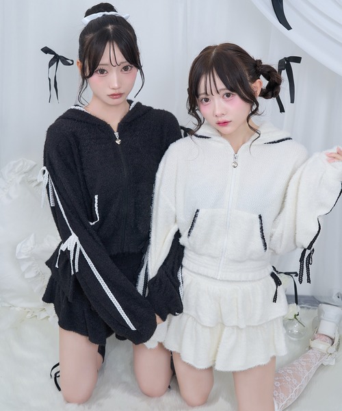 Honey Cinnamon(ハニーシナモン)の「ふわふわ配色セットアップ(セットアップ・レディース・ブラック/ホワイト・FREE)」の6枚目の写真