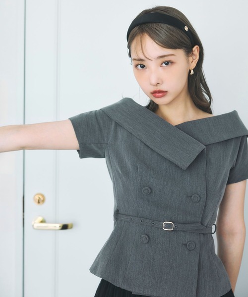 polaura(ポローラ)の「オフショルカラーダブルボタンジャケット(Tシャツ/カットソー・レディース・グレー/ホワイト/ブラック/ブラウン・FREE)」の10枚目の写真