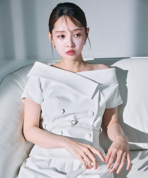 polaura(ポローラ)の「オフショルカラーダブルボタンジャケット(Tシャツ/カットソー・レディース・グレー/ホワイト/ブラック/ブラウン・FREE)」の14枚目の写真
