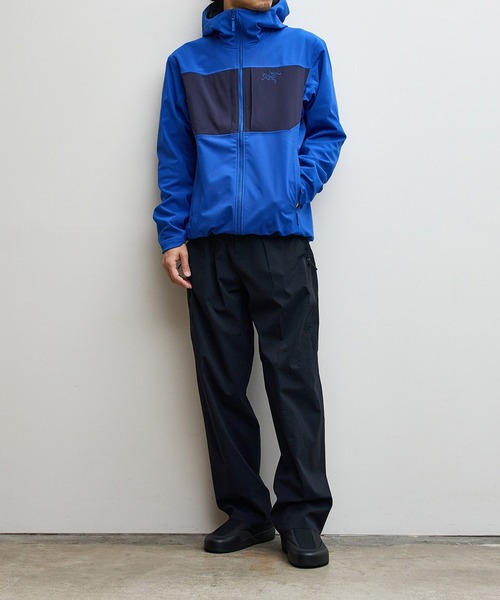 ARC'TERYX（アークテリクス）の「ARC'TERYX / アークテリクス：Gamma MX Hoody M(エクスクルーシブモデル)：X00000848516[STD]（マウンテンパーカー・メンズ・ブラック×ブルー・L/M/S）」の6枚目の写真