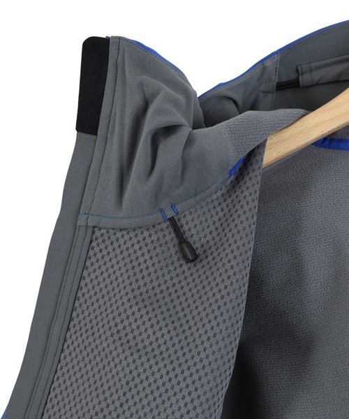 ARC'TERYX（アークテリクス）の「ARC'TERYX / アークテリクス：Gamma MX Hoody M(エクスクルーシブモデル)：X00000848516[STD]（マウンテンパーカー・メンズ・ブラック×ブルー・L/M/S）」の12枚目の写真