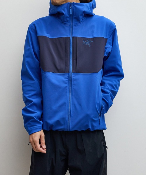 ARC'TERYX（アークテリクス）の「ARC'TERYX / アークテリクス：Gamma MX Hoody M(エクスクルーシブモデル)：X00000848516[STD]（マウンテンパーカー・メンズ・ブラック×ブルー・L/M/S）」の4枚目の写真