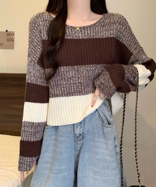 LUCPY(ラクピー)の「マルチボーダールーズニットプルオーバー(その他トップス・レディース・ブラウン/グリーン/レッド・FREE)」の4枚目の写真