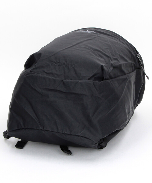 ARC'TERYX(アークテリクス)の「ARC’TERYX/アークテリクス ヒリアド 15 バックパック/Heliad 15 Backpack(バックパック/リュック・メンズ・ブラック/ホワイト/グリーン・ONE SIZE)」の7枚目の写真