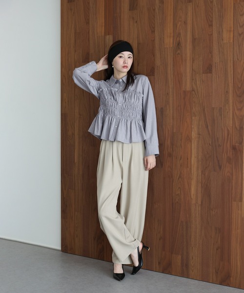 J by blue(ジェイバイブルー)の「ペプラムシャーリングシャツ(シャツ/ブラウス・レディース・ブルー系/グレー系/ホワイト・MEDIUM)」の9枚目の写真