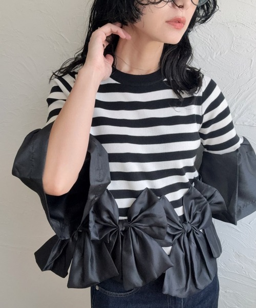 deux amour(ドゥーザムール)の「裾リボン袖フレアートップス(Tシャツ/カットソー・レディース・ホワイト/ブラック/ブラック×ホワイト・M~L)」の1枚目の写真