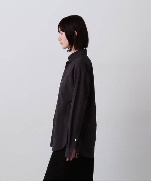 YLEVE(イレーヴ)の「YLEVE / COTTON MILLED LAWN SHIRT(シャツ/ブラウス・レディース・ホワイト/グレー・0/1)」の22枚目の写真