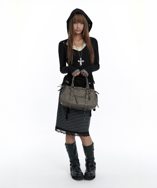 ROUGHNECK(ラフネック)の「Dumpling Tote Bag Taupe(トートバッグ・レディース・その他・FREE)」の8枚目の写真