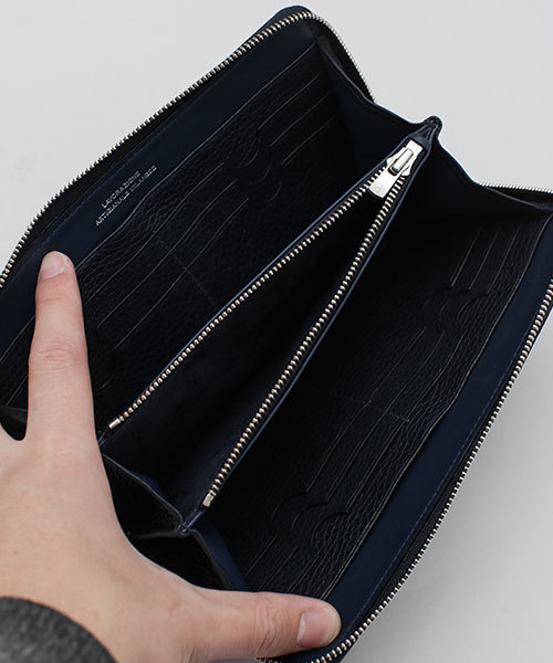 NANO universe(ナノユニバース)の「MAININI(マイニーニ)/ 別注Round Zip Wallet(財布・メンズ・ネイビー/ブルー/ブラック・FREE)」の6枚目の写真