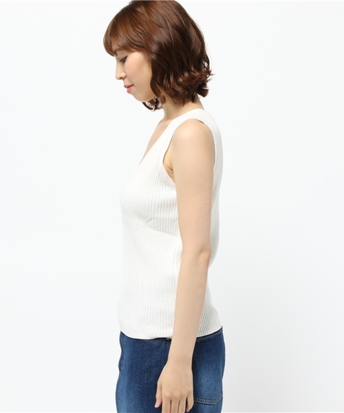 RODEO CROWNS WIDE BOWL（ロデオクラウンズワイドボウル）の「Vネック リブニット タンクトップ（タンクトップ・レディース・オフホワイト/トップグレー/ピンク・SMALL/MEDIUM）」の5枚目の写真