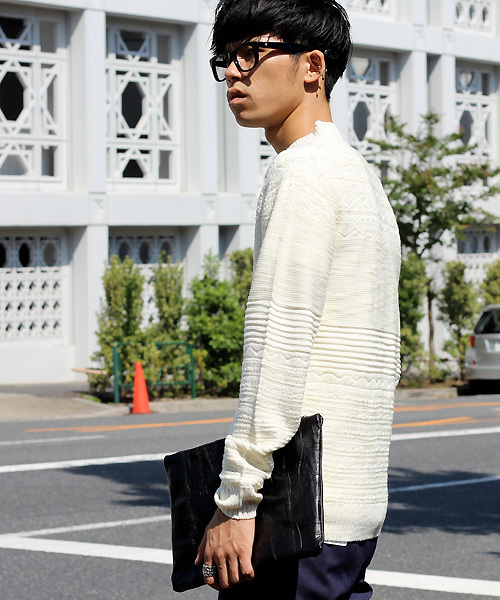 ESSENTIAL GARMENT MEN'S BIGI（エッセンシャルガーメントメンズビギ）の「【渡部篤郎さん着用 メンズクラブ12月号 掲載商品】クルーネックニット/パネルリンクス柄（ニット/セーター・メンズ・カーキ/ホワイト/ネイビー・L/S/M）」の5枚目の写真