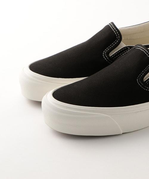 VANS（バンズ）の「＜VANS＞CLASSIC SLIPON/ｽﾆｰｶｰ ◆（スリッポン・レディース・ホワイト/ブラック・5/4h/6h/5h/6）」の7枚目の写真
